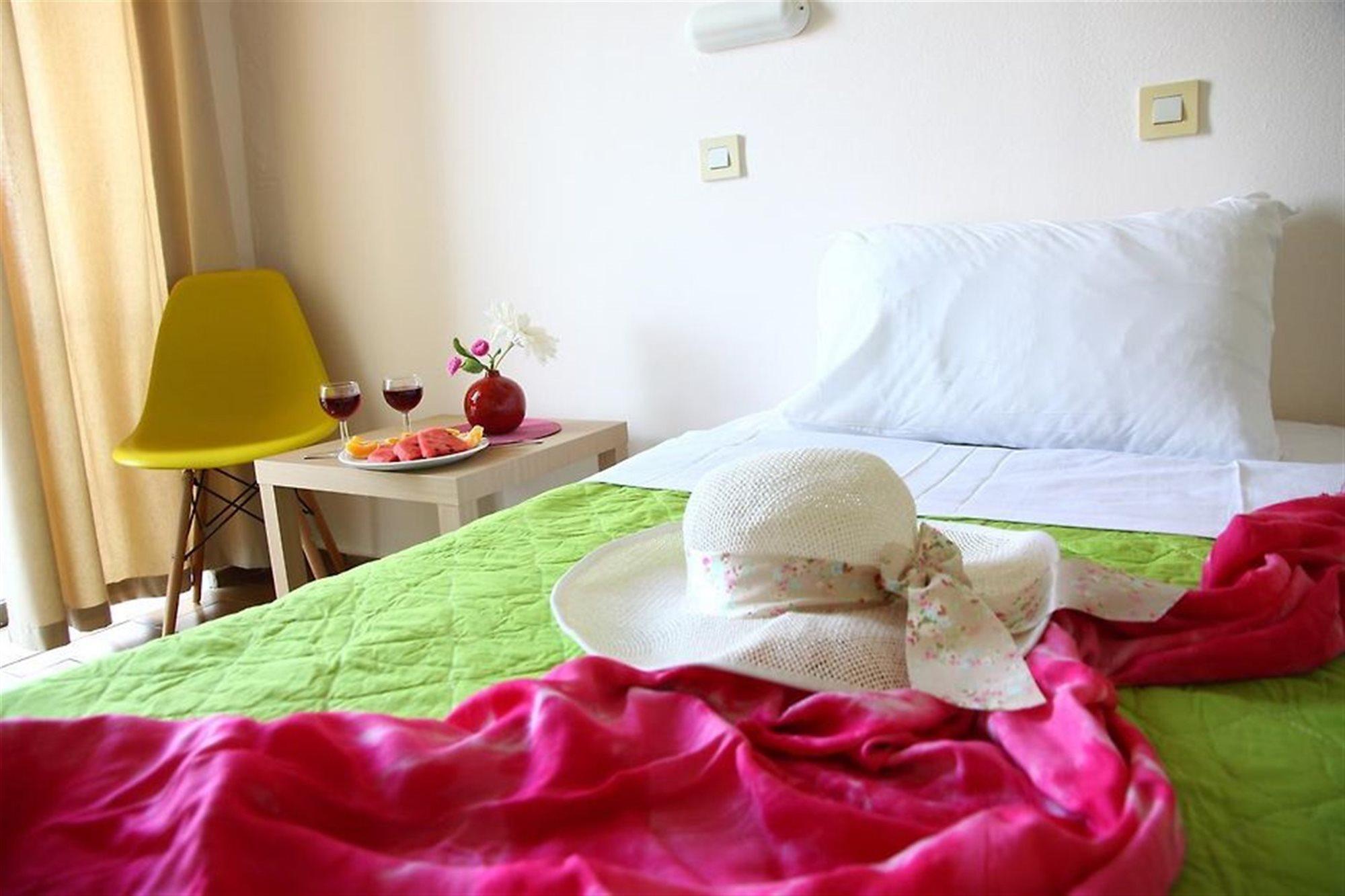Triton Garden Hotel Mália Kültér fotó